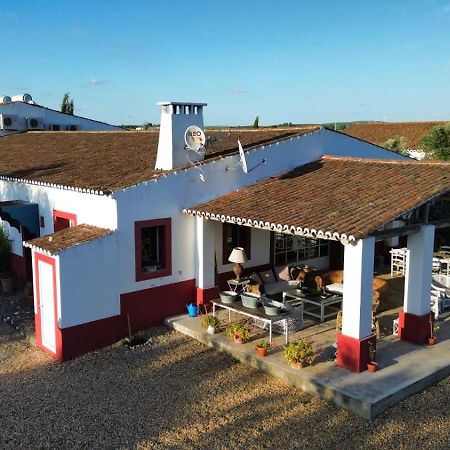 B&B Quinta da Chaminé Ferreira Do Alentejo Esterno foto