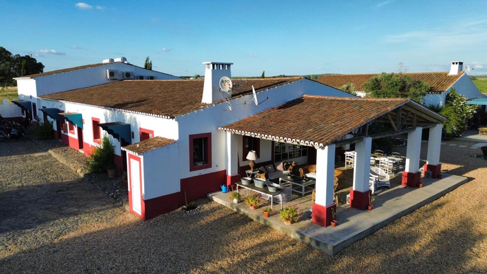 B&B Quinta da Chaminé Ferreira Do Alentejo Esterno foto